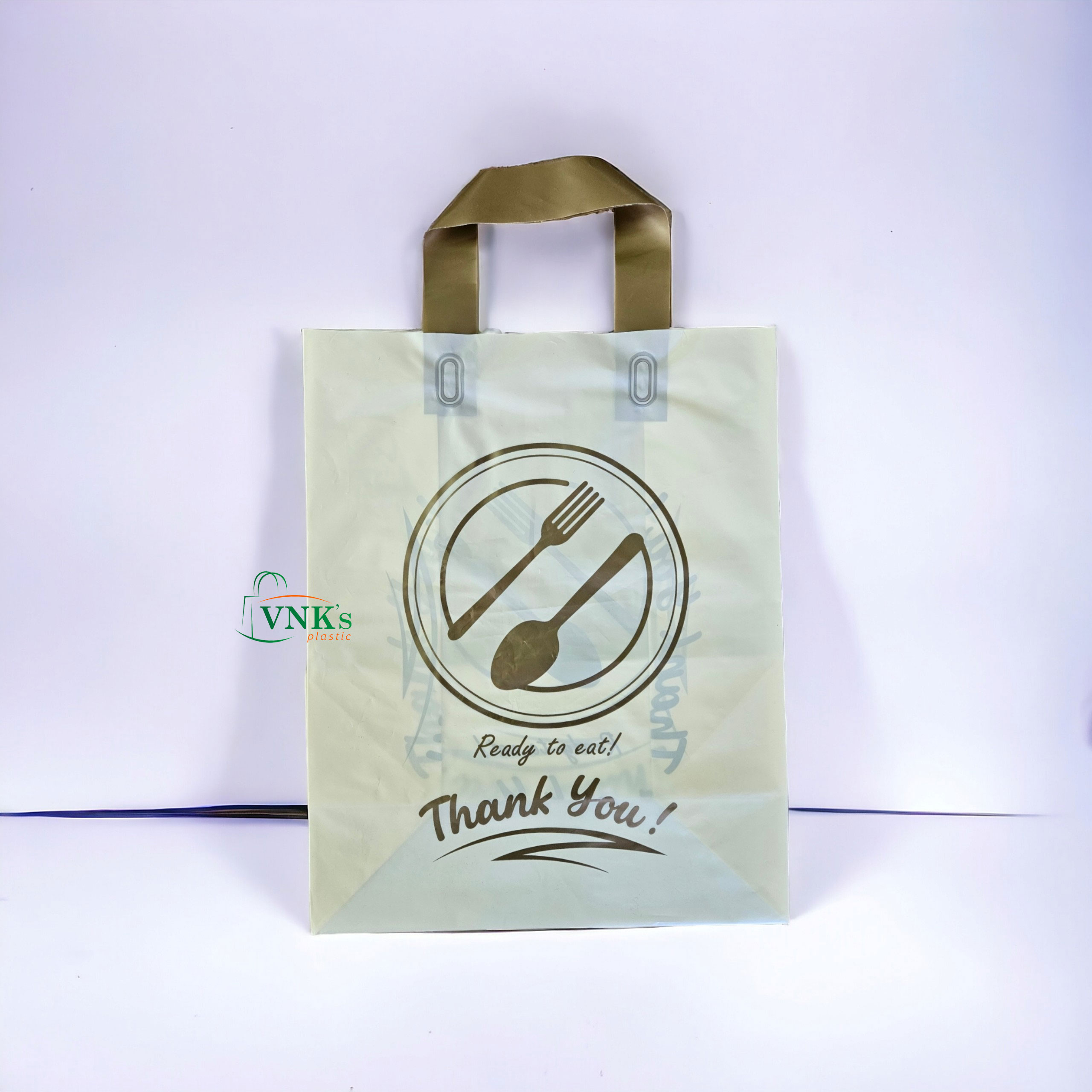 Plastic bag with handle for storing food