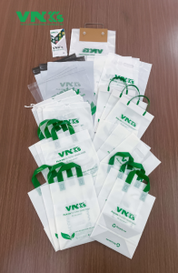 custom.shopping bags